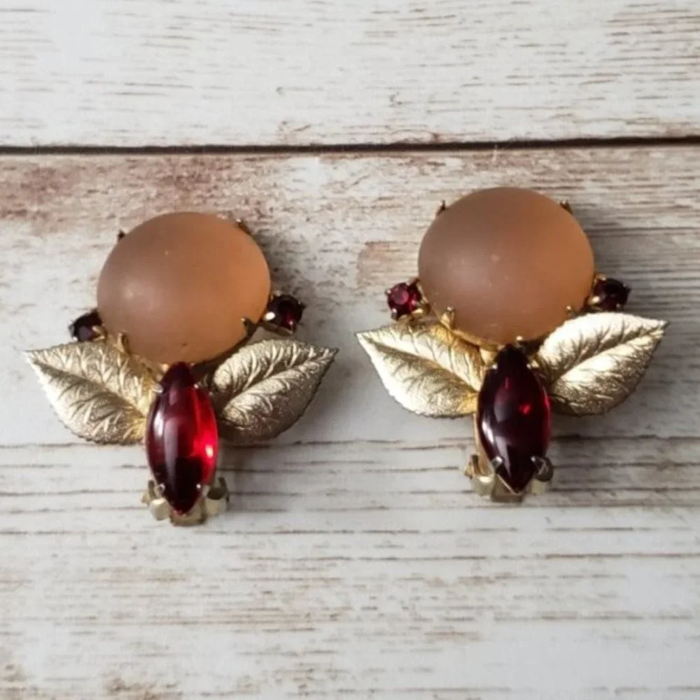 Vintage Clip On Earrings Orange & Red Gems and Gold Tone Leaves